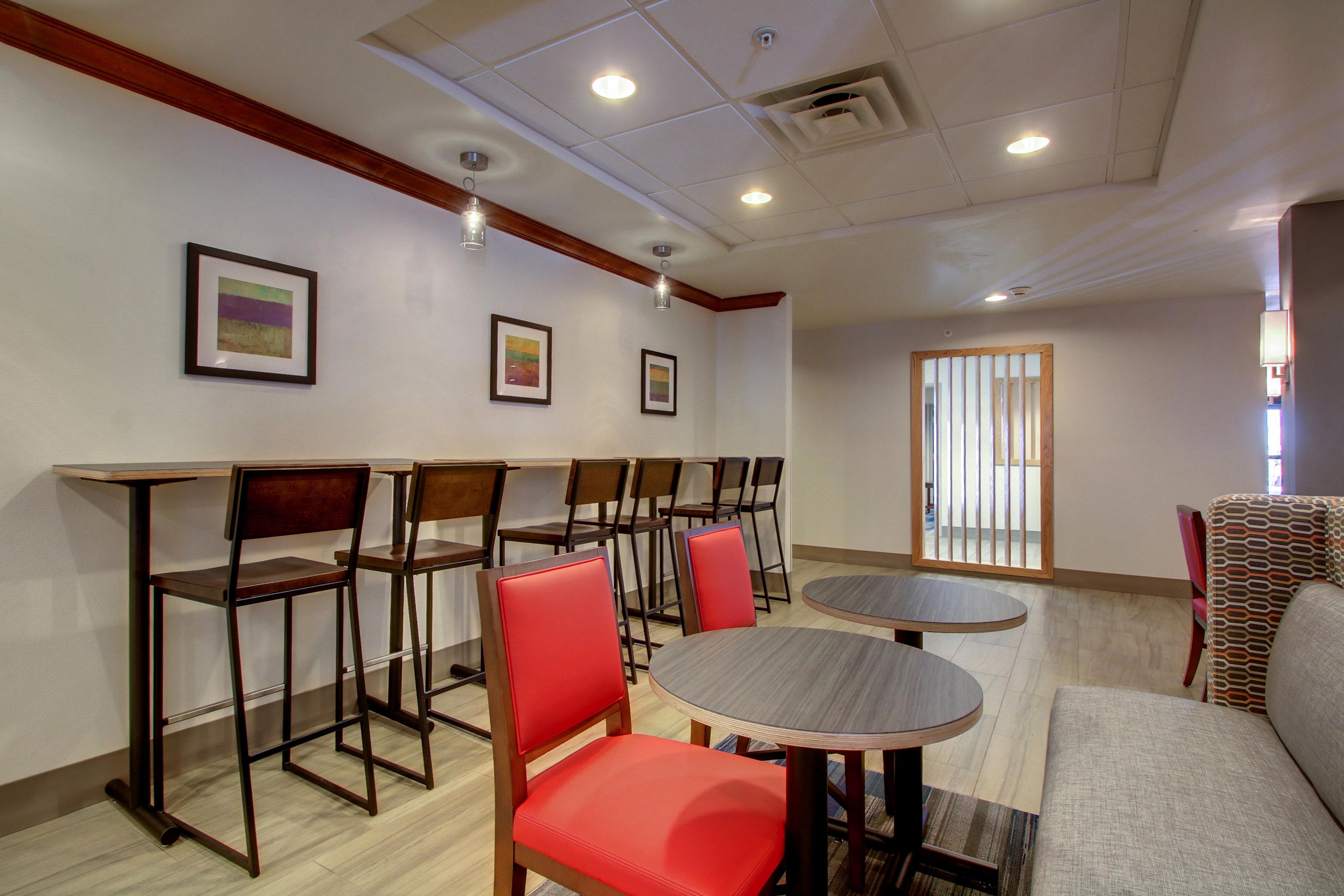 Holiday Inn Express Milwaukee N- Brown Deer/Mequon Екстер'єр фото