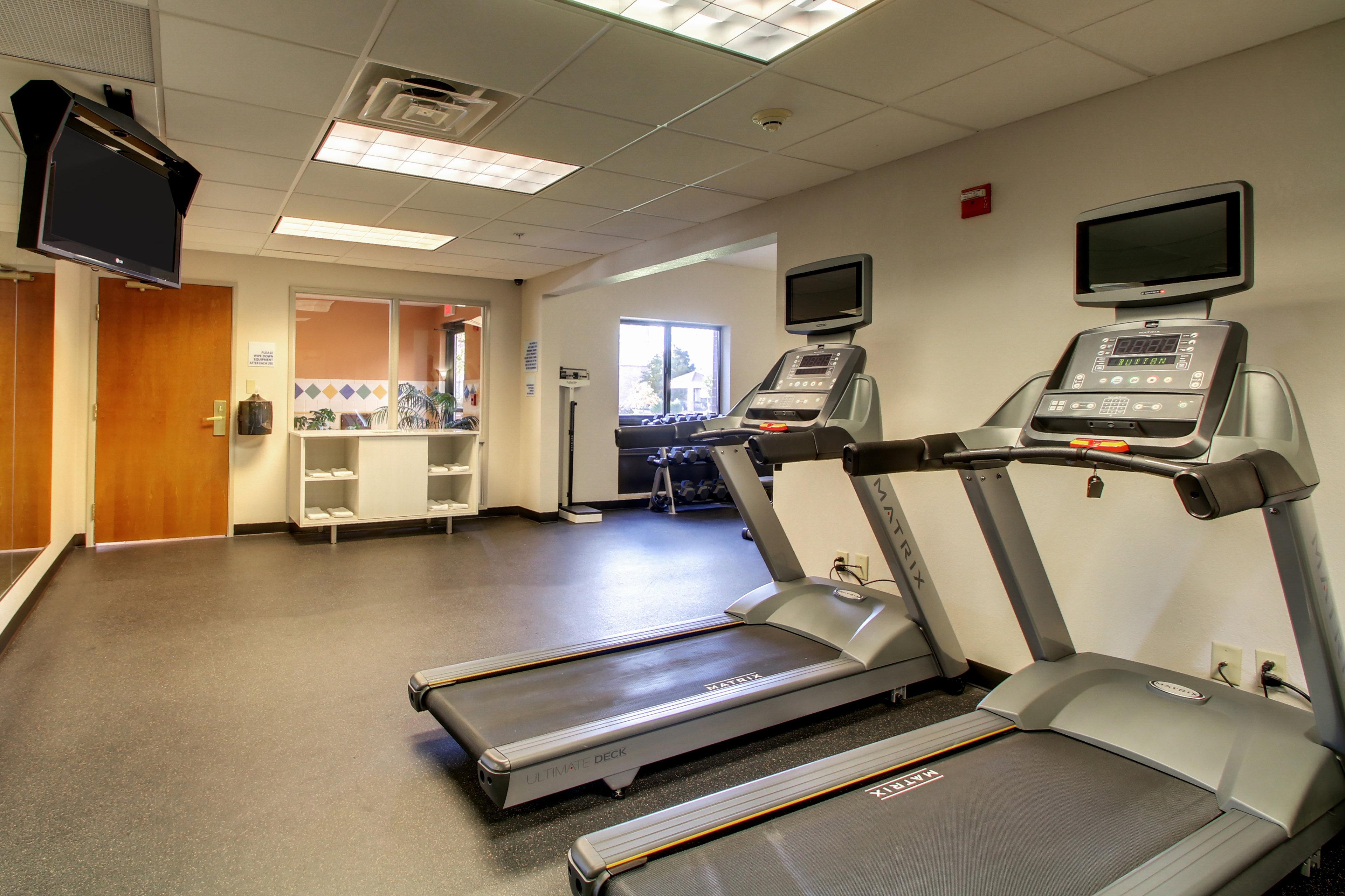 Holiday Inn Express Milwaukee N- Brown Deer/Mequon Екстер'єр фото